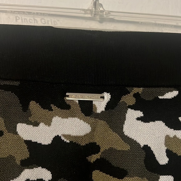 Michael Kors Army Two Piece Set - Picture 8 of 8